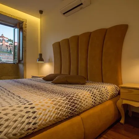 Ribeira Flats Mygod * Oporto