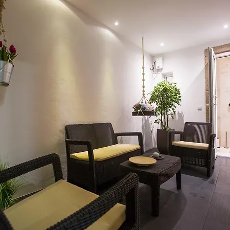 Ribeira Flats Mygod Apartman *