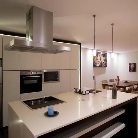 Guestready - Eiffel Waterfront * Πόρτο