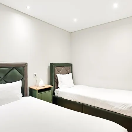 Guestready - Eiffel Waterfront Διαμέρισμα Πόρτο